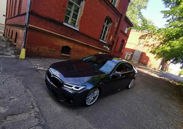 bmw seria 5 BMW Seria 5 cena 64900 przebieg: 178000, rok produkcji 2011 z Gniezno